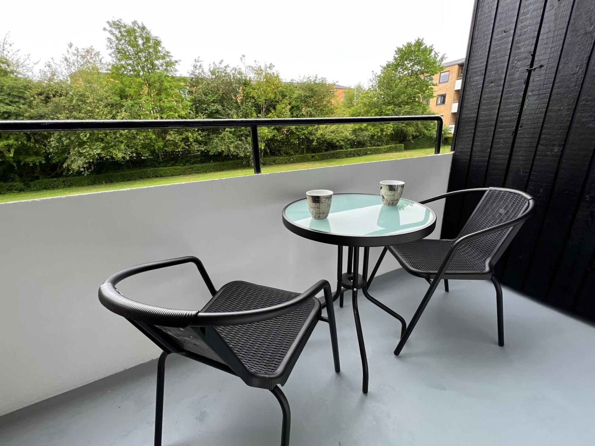 Stor 2 Vaerelses Lejlighed Randers Exterior foto